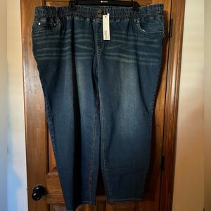 NWT BloomChic Jeans